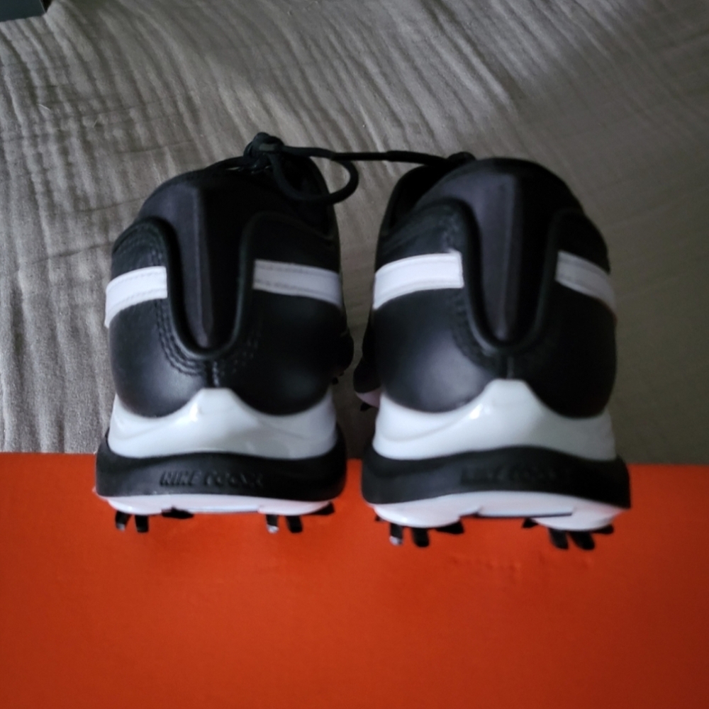 Nike Air Zoom Golf Victory Tour 2 Women 7.5 Black White 022025 - Picture 8 of 8